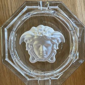 💯VERSACE MEDUSA LUMIERE ASHTRAY